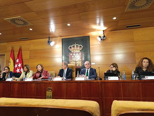 Demandas de las asociaciones de pacientes en la Asamblea de Madrid